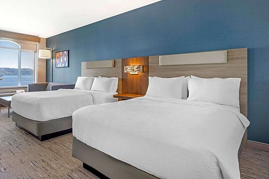 Holiday Inn Express Hotel & Suites Astoria By IHG