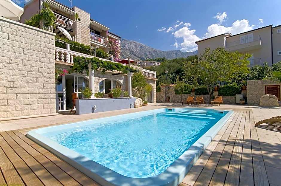 Villa Bougenvilia Tomas