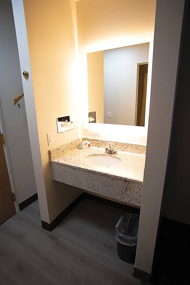 Quality Inn Winslow I-40
