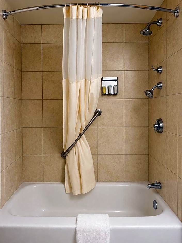 Travel Inn - Watertown NY