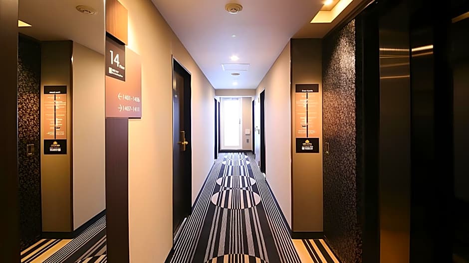 Apa Hotel Shimbashi-Toranomon