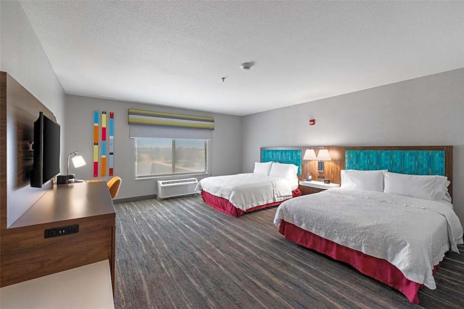 Hampton Inn By Hilton And Suites Madera