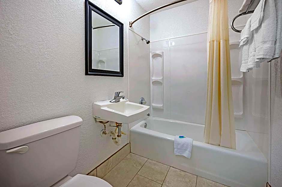 Rodeway Inn Terre Haute