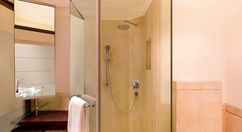 Lemon Tree Premier 2, Gurugram