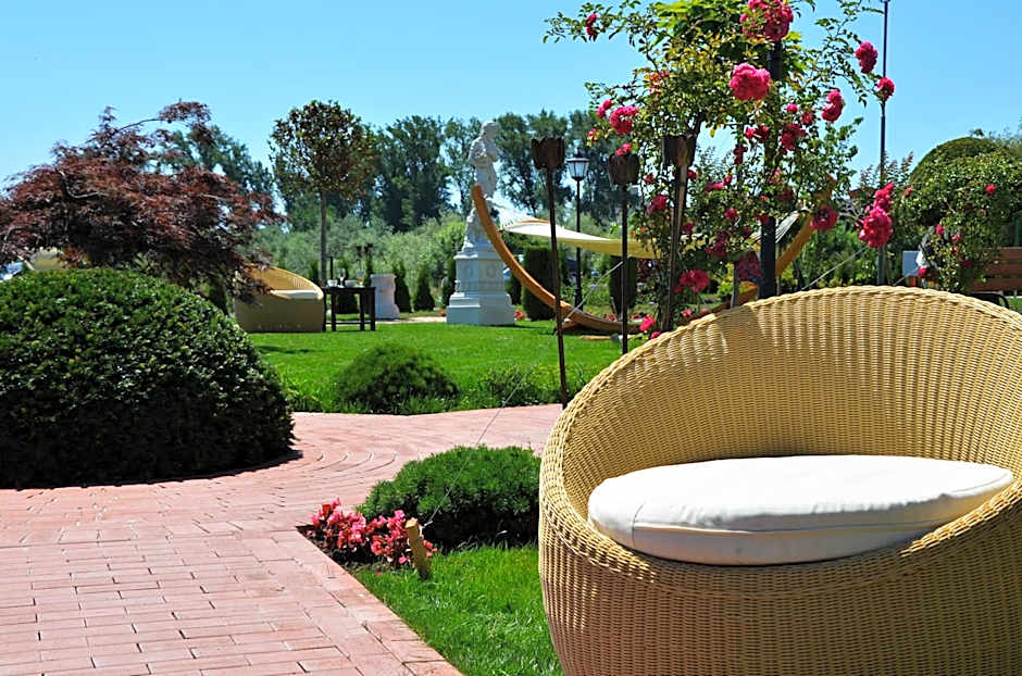 Therma Palace - Balneo SPA, Free parking & Beach