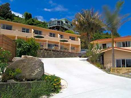 Paku Lodge Resort