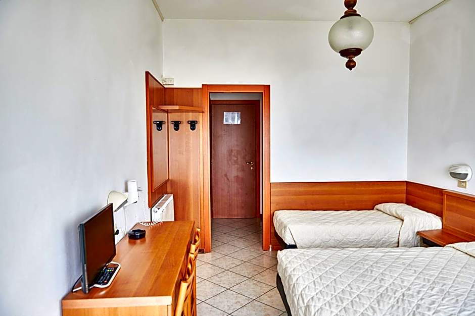 Hotel Caesar Bed and Breakfast
