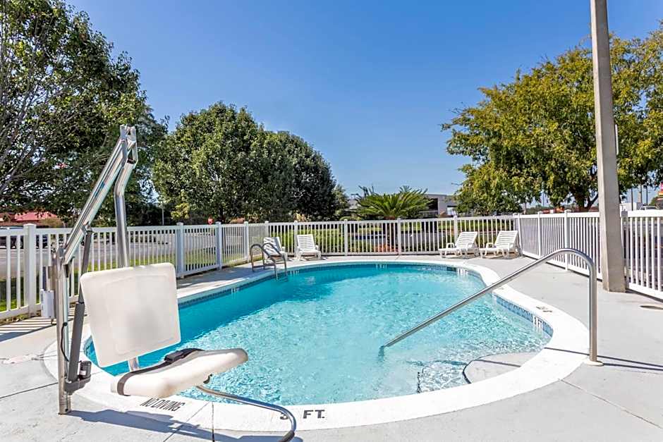 Microtel Inn & Suites By Wyndham Marianna