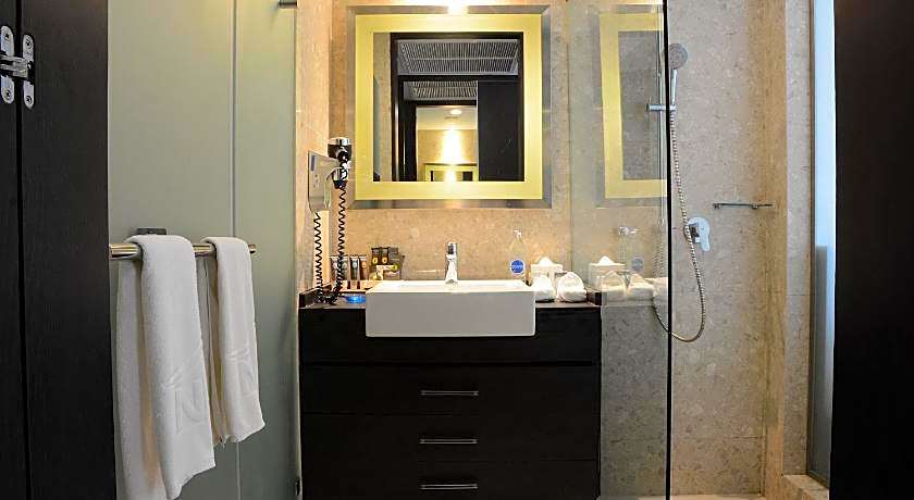 Novotel Bangkok Impact Hotel