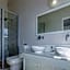 138 Marine Beachfront Guesthouse
