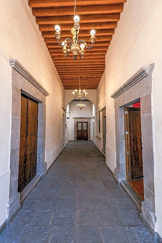 Hotel Mesa N De Sara