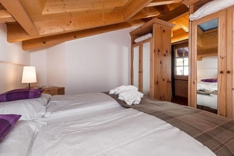 Chalet Suite with separate Bedrooms and Balcony