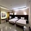 Dream Inn Pyramids View