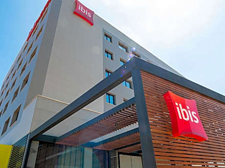 ibis Lavras