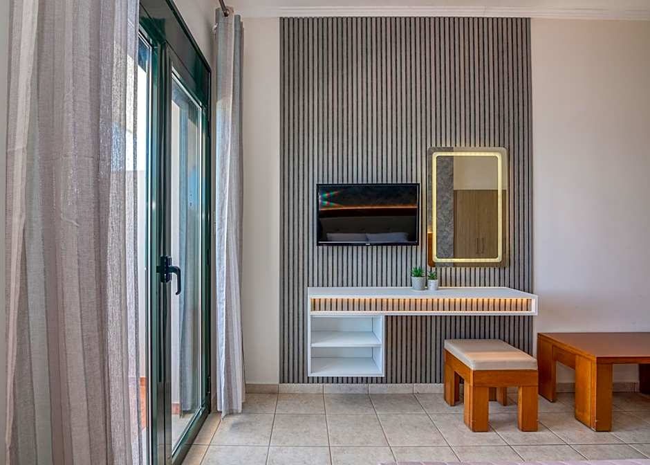 Christina Beach Hotel