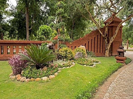 Heritage Bagan Hotel