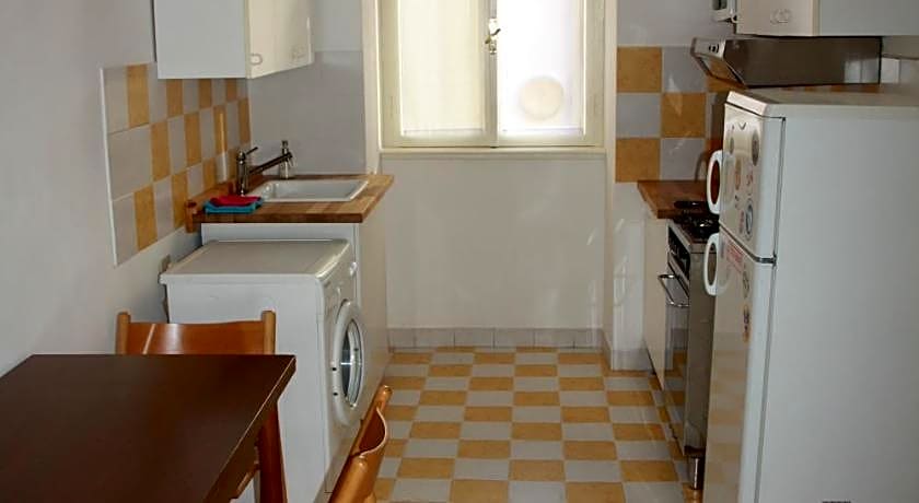 Appartamento in centro con wifi e posto auto in garage