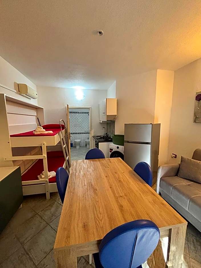 Petite Maison - Petits Appartements