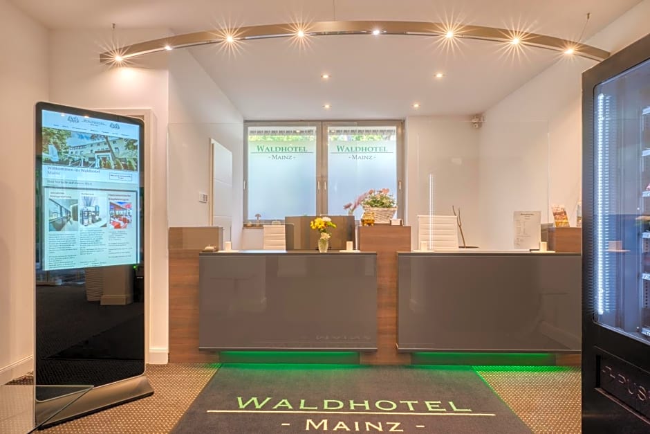 Waldhotel