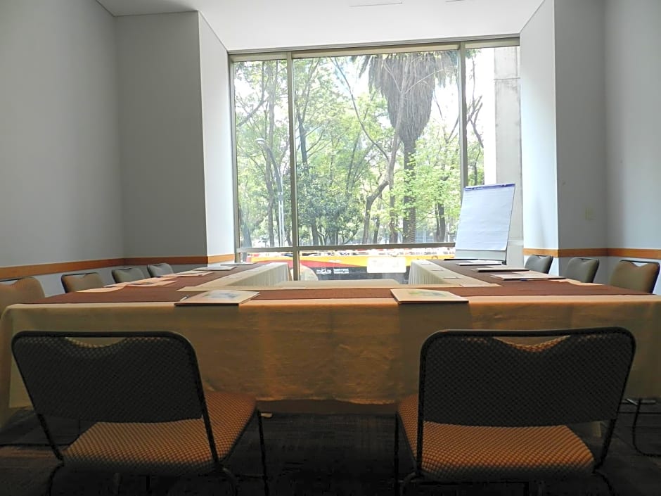 Holiday Inn Express Mexico Reforma By IHG