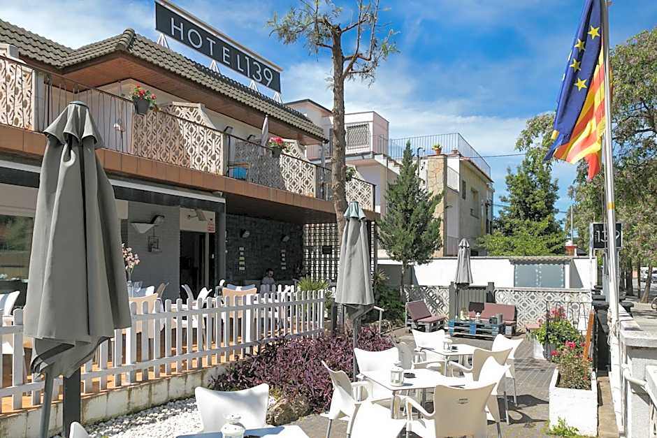 Hotel 139