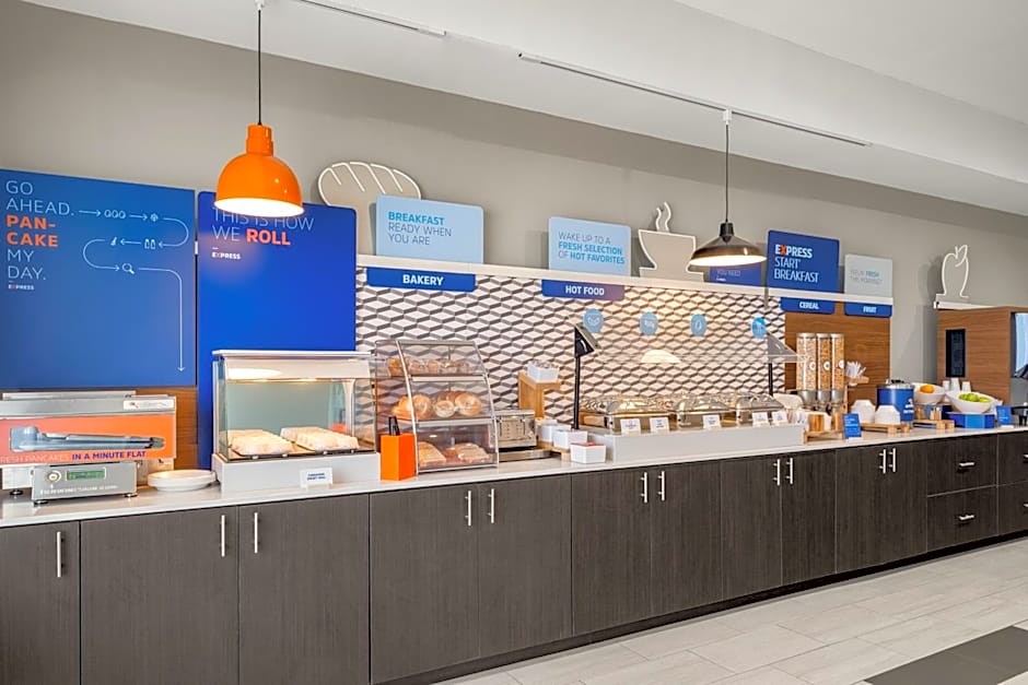 Holiday Inn Express & Suites Graham By IHG