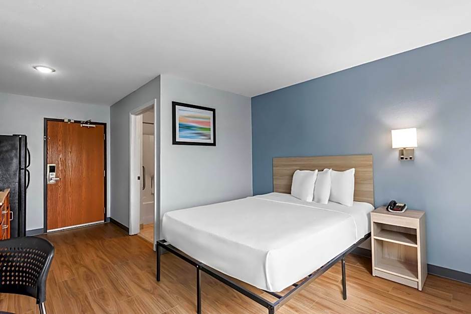 Suburban Studios Clarksville-Louisville North