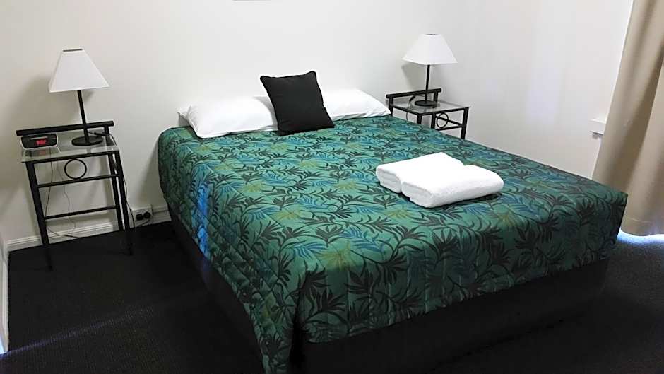 Port Denison Motor Inn