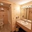 Quality Inn & Suites Mackinaw City Beachfront