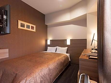 Double Room with Mountain View - Non-Smoking