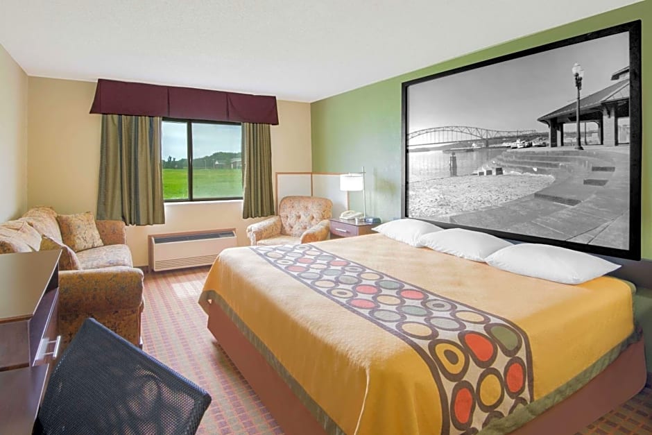 Super 8 by Wyndham Story City