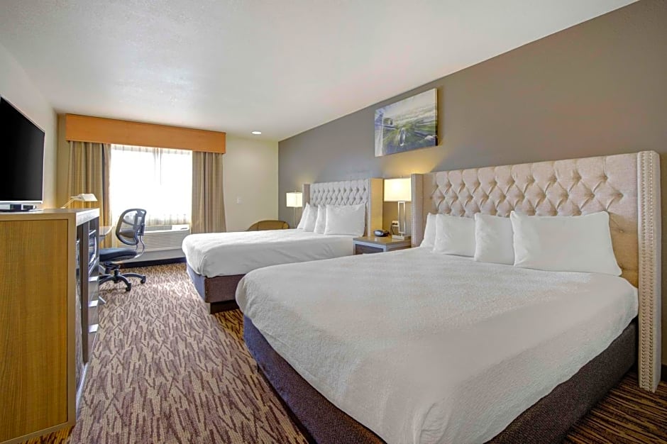 Best Western Plus Peppertree Airport Inn