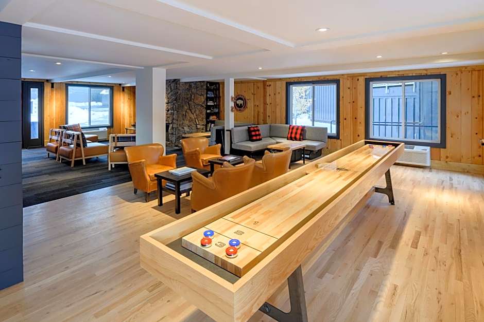 Mountain Modern Motel