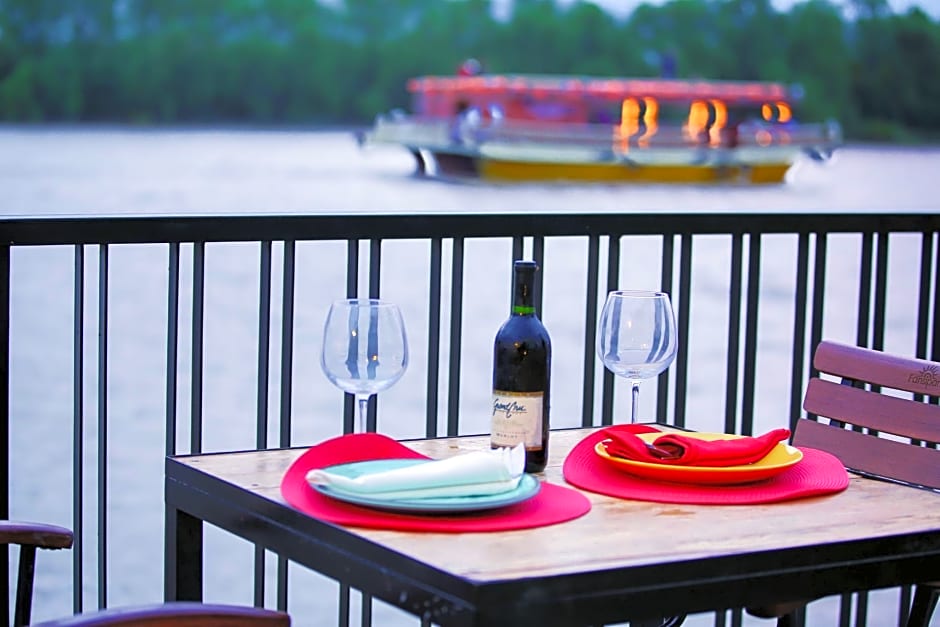 Kampot River Residence