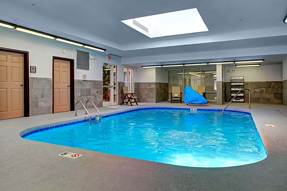 Country Inn & Suites by Radisson Asheville Downtown Tunnel Road