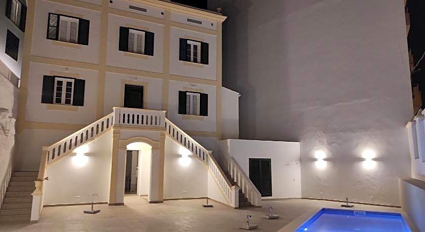 Hotel Maison Carree