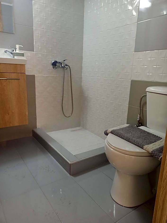 Data Chios Center semi basement