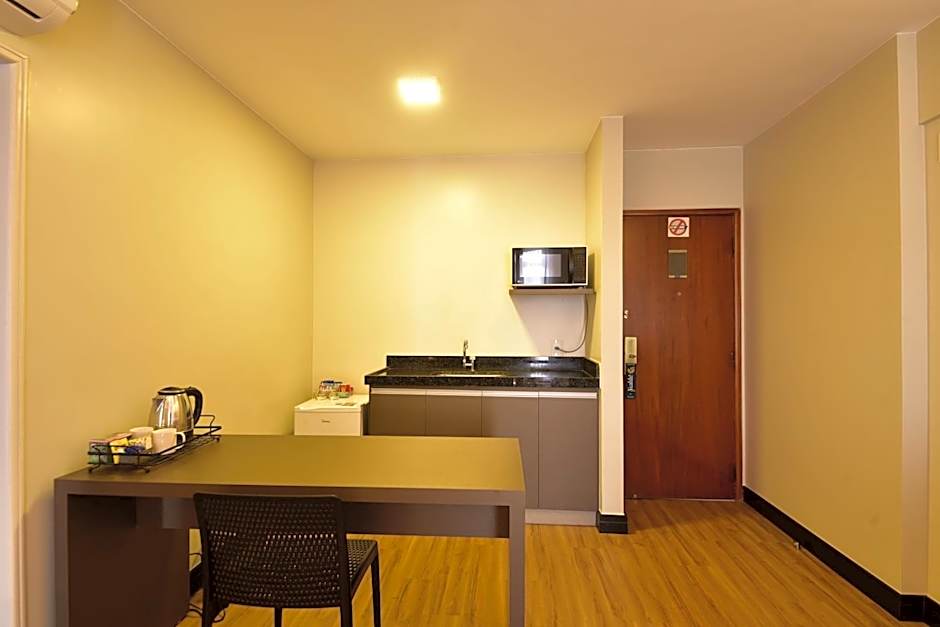 Golden Tulip Goiania Address