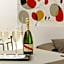 Houspitality Nero Bed & Breakfast