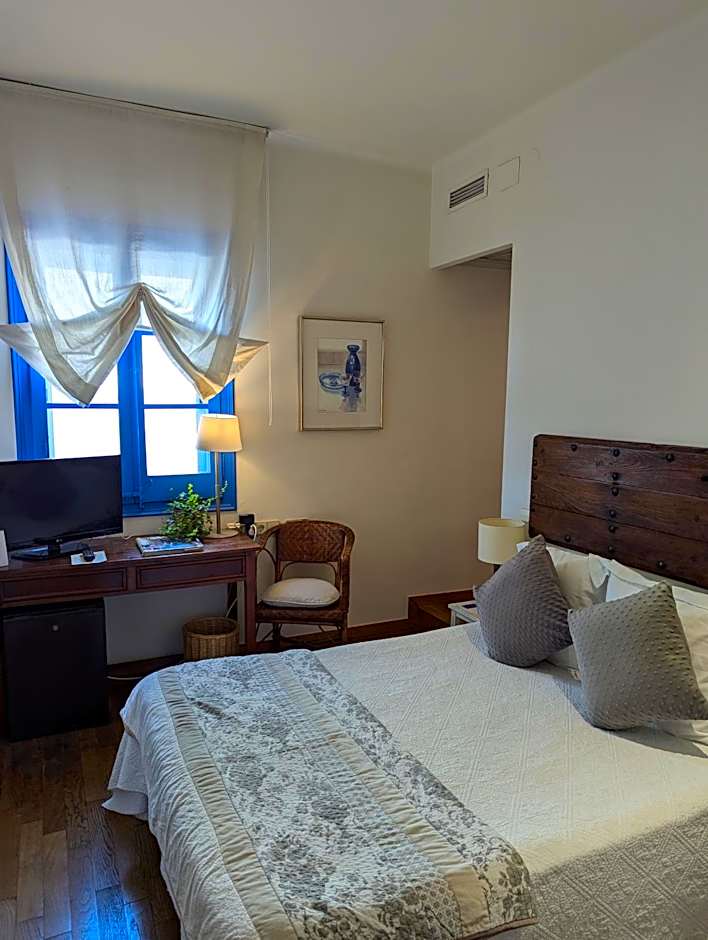 Hostal de la Plaça - Hotel Boutique