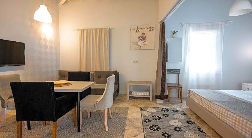 DELIGHT DELUXE HOTEL & SPA