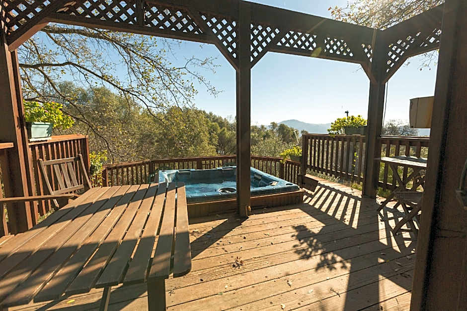 Apple Blossom Inn Yosemite