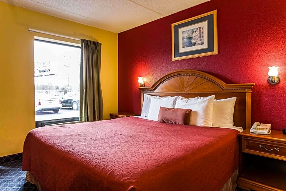 Rodeway Inn Charlotte North End