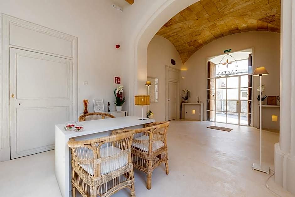 Yartan Boutique Hotel