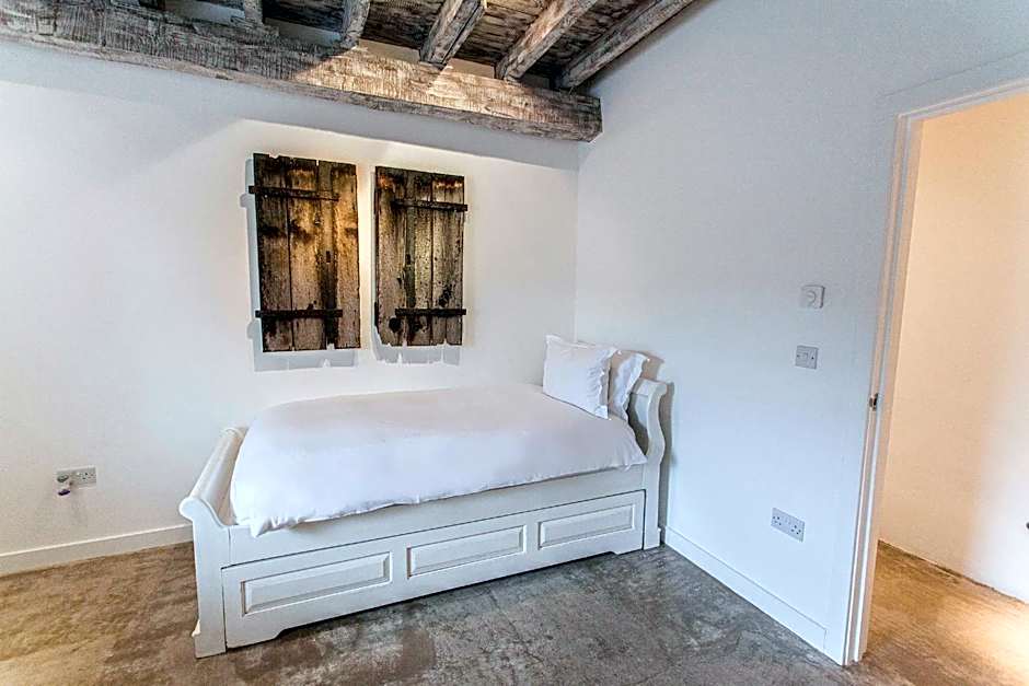 ANRÁN at Tidwell Farm