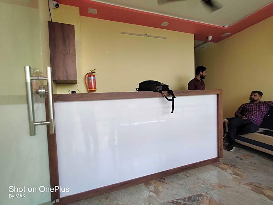 Hotel O Priya Palace Home Stay