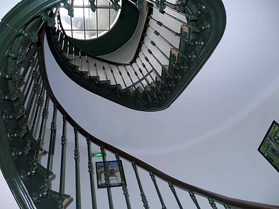 Hotel Des Ambassadeurs