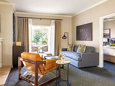 Gloria Ferrer One-Bedroom Suite with Sofa Bed and Garden View - Patio/Fireplace