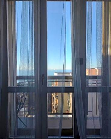 Deluxe Double Room with Balcony and Sea View