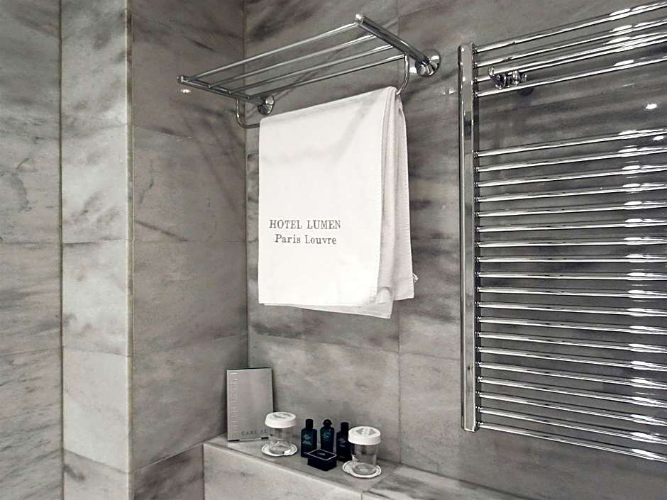 Hotel Lumen Paris Louvre